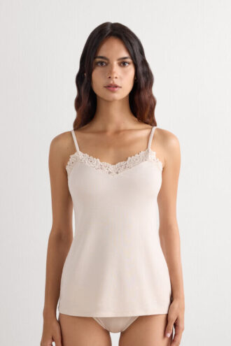 Pretty Flowers Modal Top