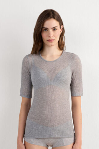 Short-Sleeved Top in Ultranatural with Cashmere