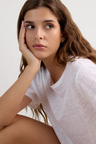 The Pure Linen Short Sleeve Top in Linen The Pure Linen Short Sleeve Top in Linen
