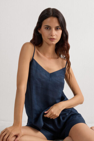The Pure Linen Top in Linen Fabric